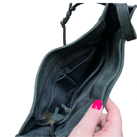 Lucky Brand Genuine Leather Black Crossbody Adjustable Strap Purse - Picture 6 of 13